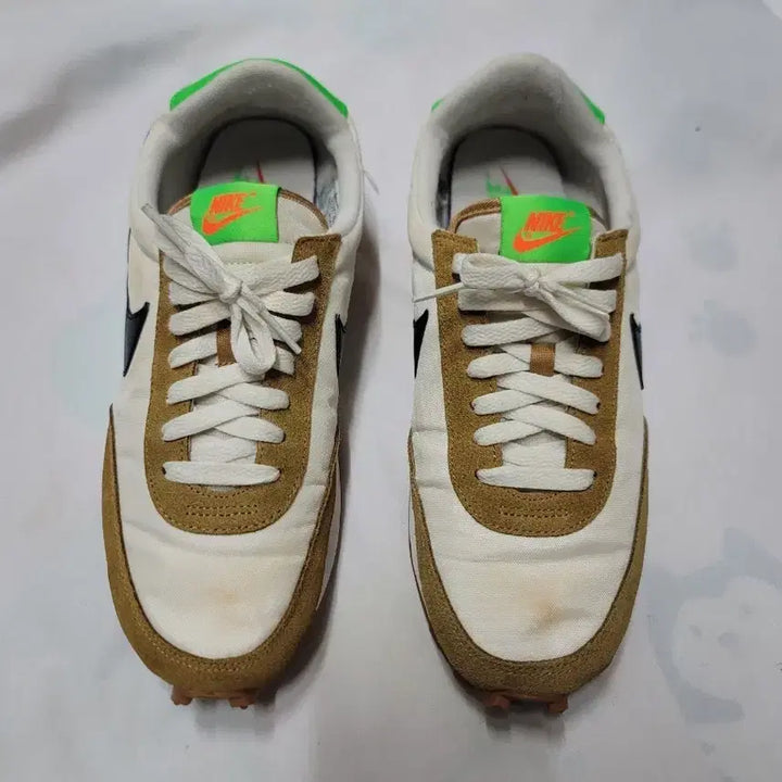 [BUNJANG] Nike Daybreak Sneakers / 나이키 데이브레이크 스니커즈 260