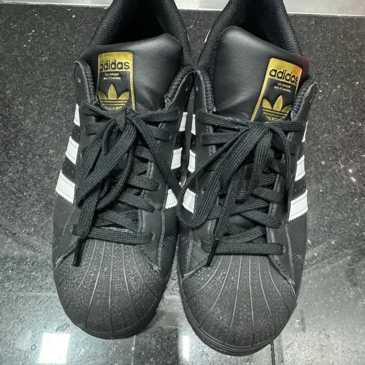 [BUNJANG] Adidas Superstar Core Black White Shoes (265) / 아디다스 슈퍼스타 코어블랙화이트 265