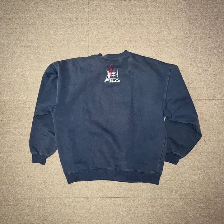 [BUNJANG] 90s Vintage Fila Fading Sweatshirt / 90s 올드 휠라 페이딩 스웻 셔츠