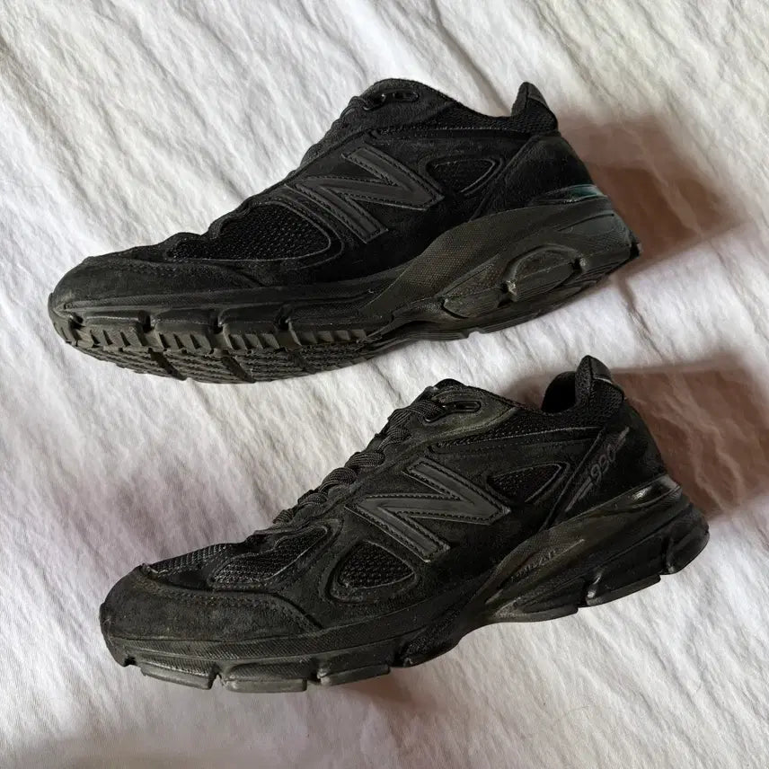 [BUNJANG] New Balance 990v4 Triple Black Sneakers / 뉴발란스 990v4 트리플블랙
