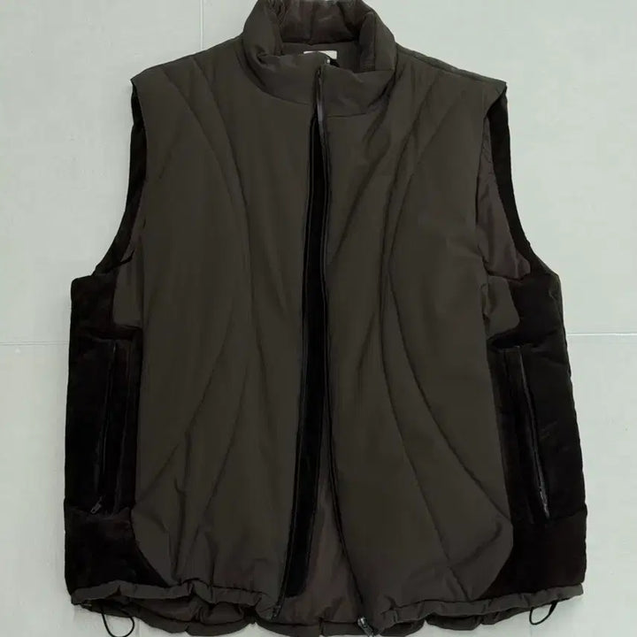 [BUNJANG] Xlim EP1 Padded Vest / 엑슬림 베스트 xlim ep1 padded vest