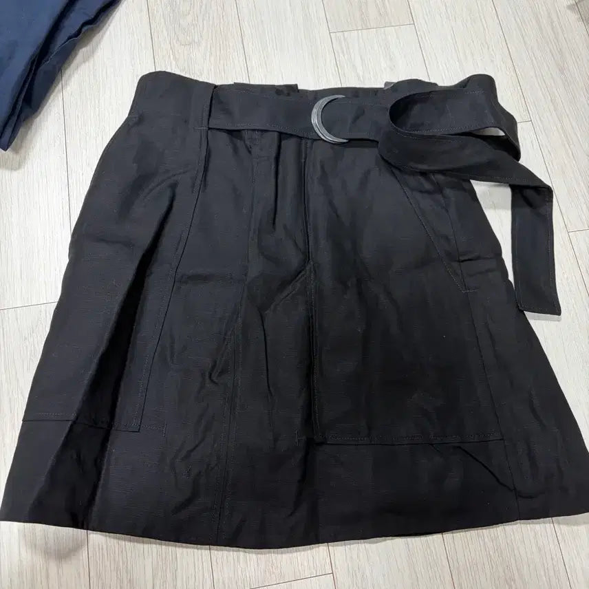 [BUNJANG] COS Black Belted Mini Skirt / 코스 cos 블랙 벨티드 미니 스커트
