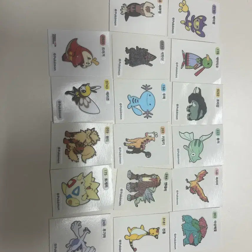 [BUNJANG] Pokemon Stickers 23 pcs (Including Legendary) / 포켓몬 띠부씰 23장(전설포함)