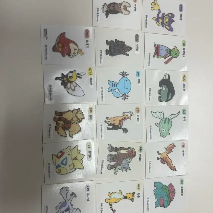 [BUNJANG] Pokemon Stickers 23 pcs (Including Legendary) / 포켓몬 띠부씰 23장(전설포함)