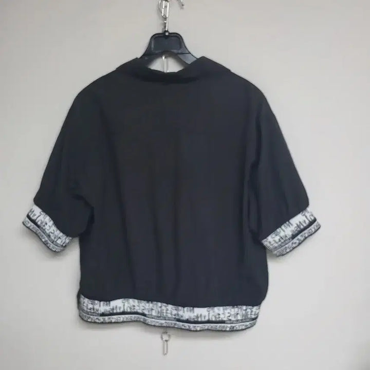 [BUNJANG] Black Crinkled Shirt - Women&