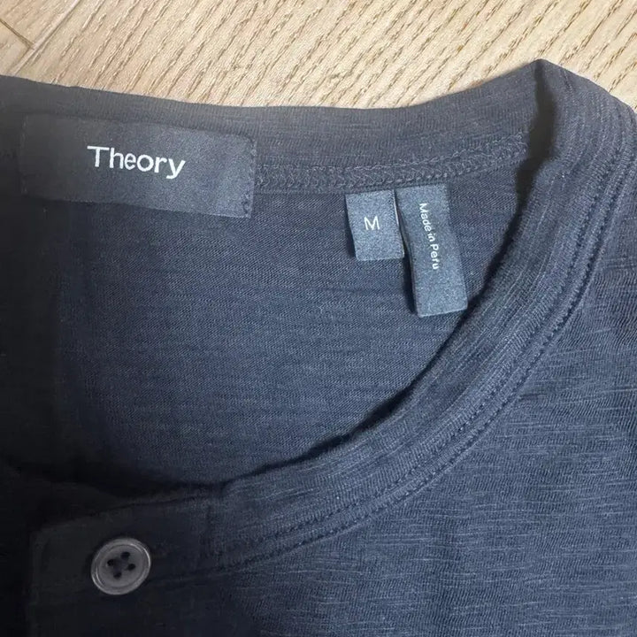 [BUNJANG] Theory Henly Neck Long Sleeve T-Shirt Black / 띠어리 thoery 헨리넥 긴팔 티셔츠 M 블랙