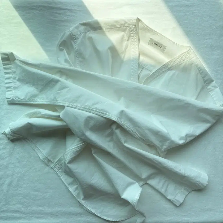 [BUNJANG] Lemaire V-Neck Poplin Shirt / [48] 르메르 브이넥 포플린 셔츠