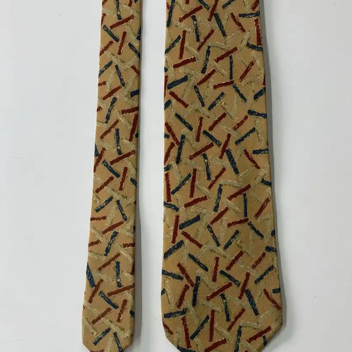 [BUNJANG] Issey Miyake Silk Necktie / 이세이미야케 넥타이