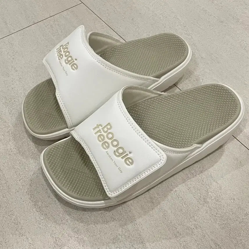 [BUNJANG] Boogiefree Dr. Caring Slippers Off White 230 / (거의새상품/3.5만원) 부기프리 Dr.케어링 슬리퍼 오프화이트 230