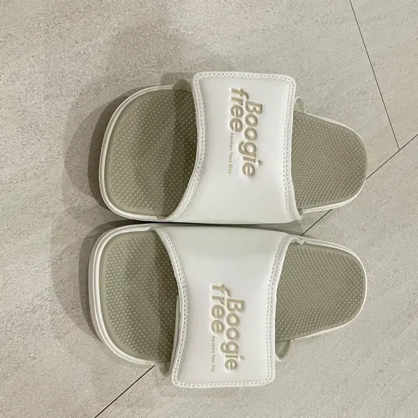 [BUNJANG] Boogiefree Dr. Caring Slippers Off White 230 / (거의새상품/3.5만원) 부기프리 Dr.케어링 슬리퍼 오프화이트 230