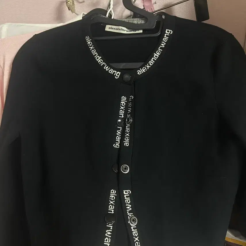 [BUNJANG] Alexander Wang Logo Tape Crop Cardigan S / 알렉산더왕 로고테이프 크롭 가디건 S