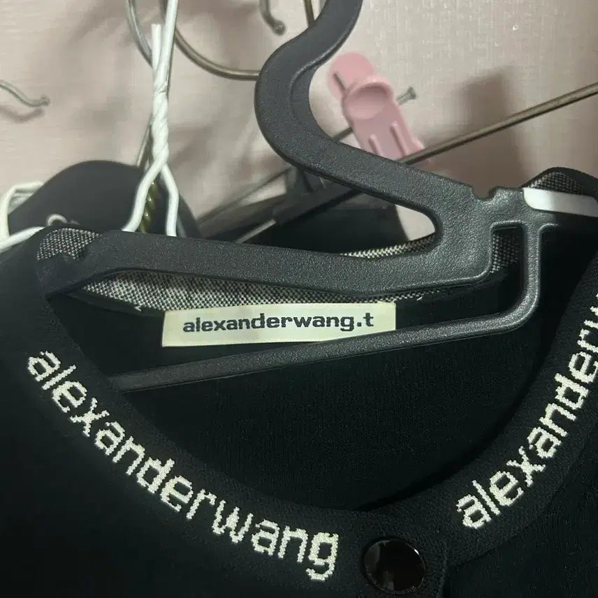 [BUNJANG] Alexander Wang Logo Tape Crop Cardigan S / 알렉산더왕 로고테이프 크롭 가디건 S