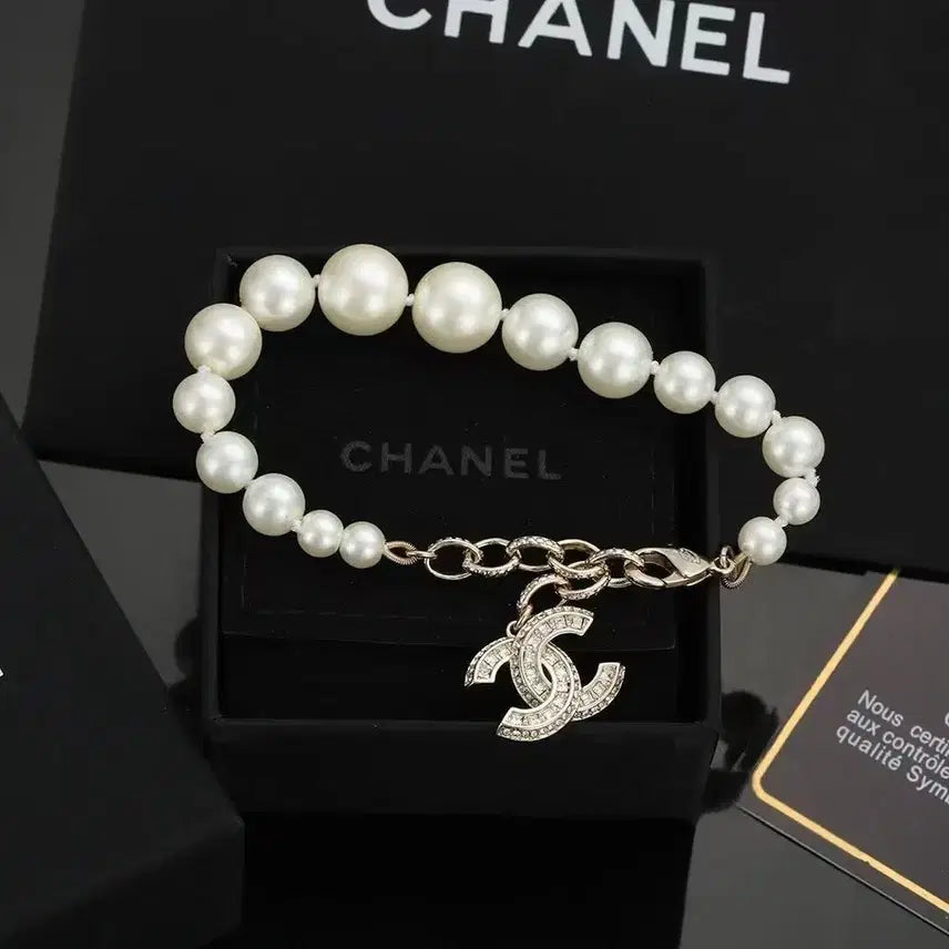 [BUNJANG] Chanel Classic Double C Cubic Pearl Bracelet / 샤넬 팔찌