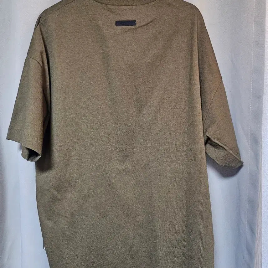 [BUNJANG] Fear of God Essentials T-Shirt Khaki / 피어오브갓 에센셜 반팔티 카키색상 M