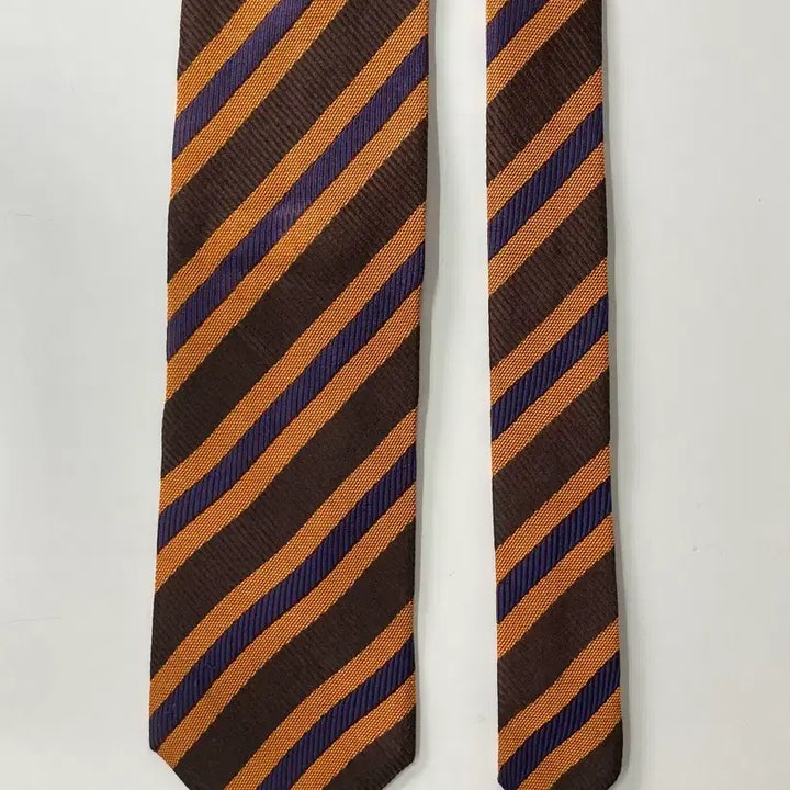 [BUNJANG] Hugo Boss Silk Necktie / 휴고보스 넥타이