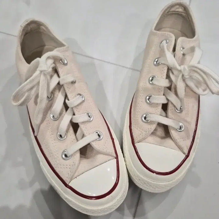 [BUNJANG] Converse Chuck Taylor All-Star Low Vintage Parchment Ivory Canvas Sneakers (230mm) / 컨버스 캔버스화 아이보리 운동화
