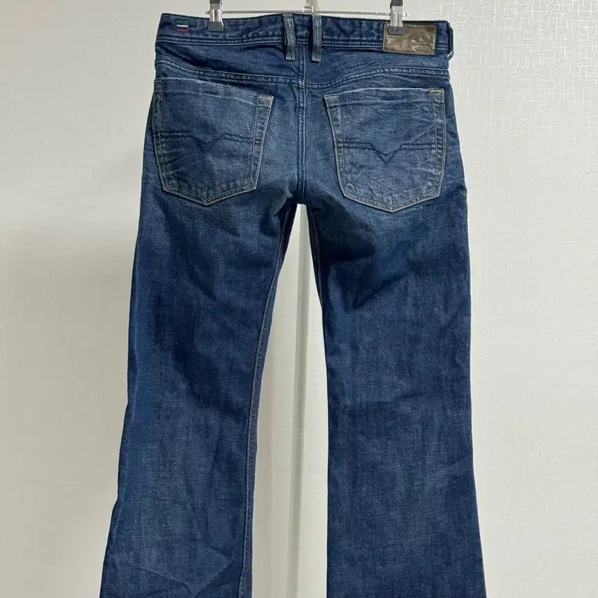 [BUNJANG] Diesel Zathan Bootcut Jeans W30 L30 / 디젤 ZATHAN W30 L30