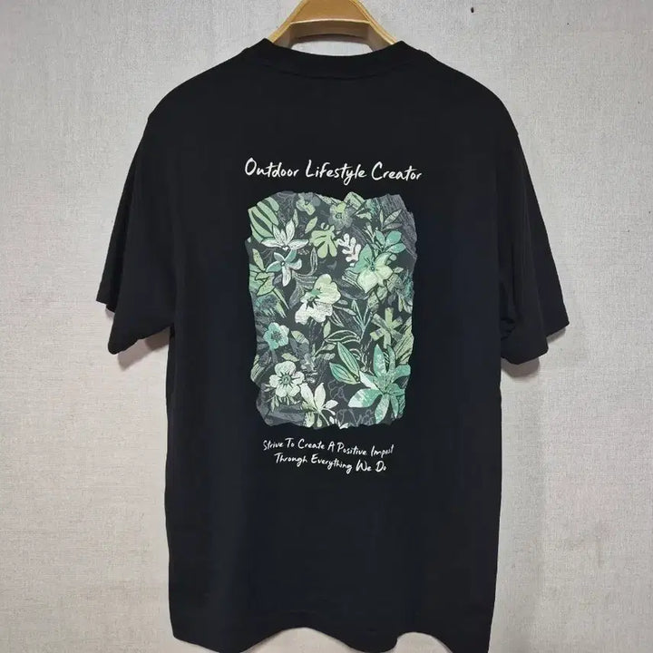 [BUNJANG] Snow Peak Black Flower Print T-Shirt Size 100 / 스노우피크 100