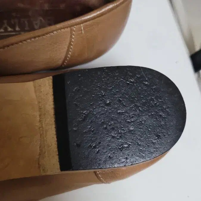 [BUNJANG] Bally Leather Flat Shoes (Size 38) / 발리 명품 플랫 슈즈 (38사이즈)
