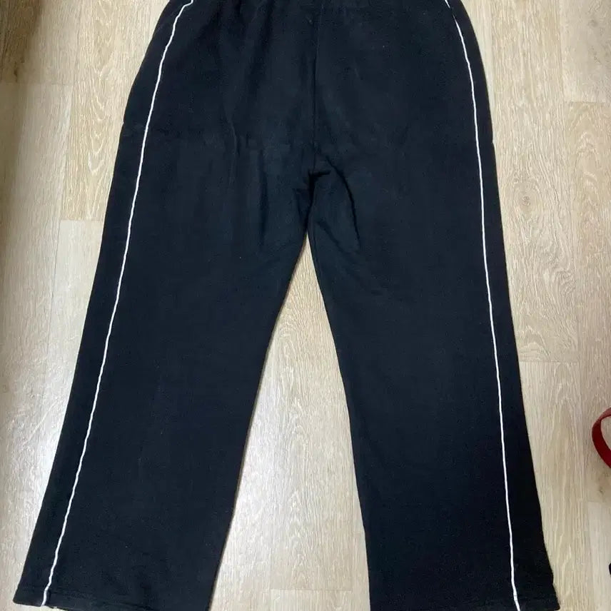 [BUNJANG] Born to Win Wide Track Pants Black Size 2 / 본투윈 와이드 트랙 팬츠 블랙 2사이즈