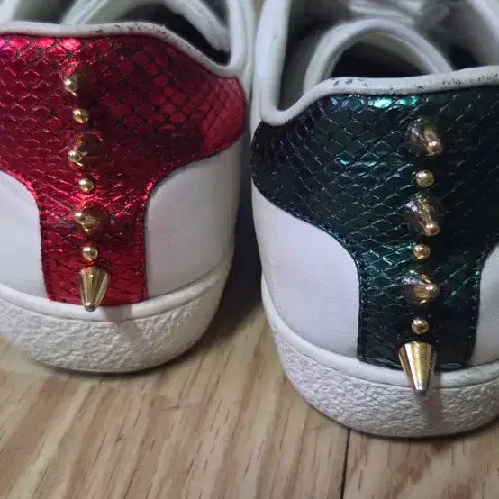 [BUNJANG] Gucci Ace Embellished Studded Sneakers / GUCCI 구찌  스니커즈  진주 장식 스터드 에이스 운동화 여성 240