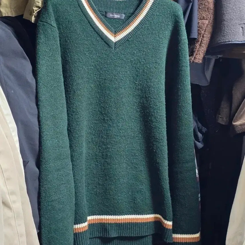 [BUNJANG] Mind Bridge V-Neck Knit Green / Mind Bridge(마인드브릿지) V넥 니트 그린