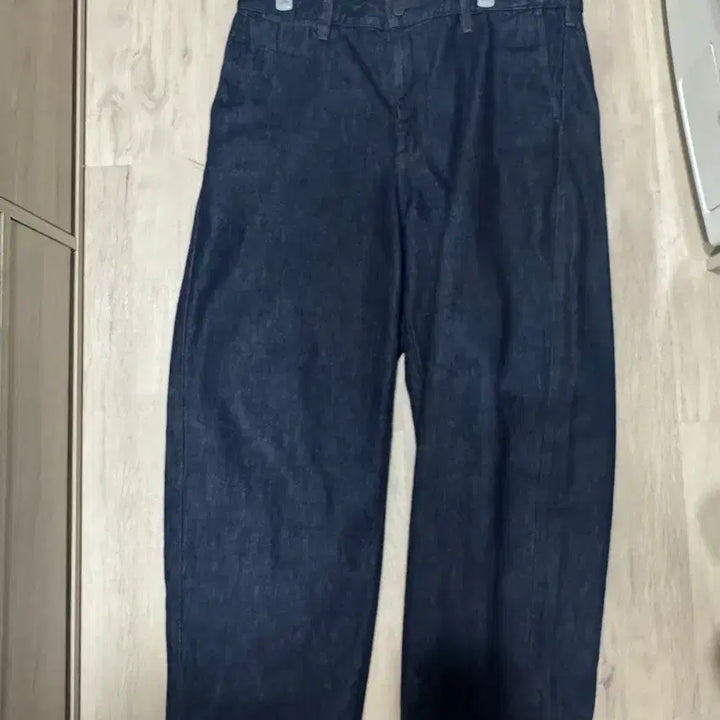 [BUNJANG] Uniqlo Wide Tapered 68 Blue XL / 유니클로 와이드 테이퍼드 68블루 XL