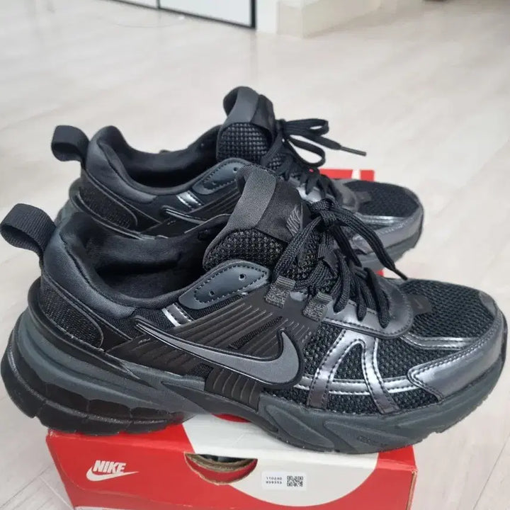 [BUNJANG] Nike V2K Run Black Anthracite / 나이키 V2K런 블랙 앤트러사이트 260사이즈