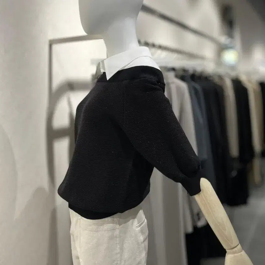 [BUNJANG] NICE CLAUP Pearl Knit Patch Blouse / 나이스클랍 펄니트패치 블라우스 55