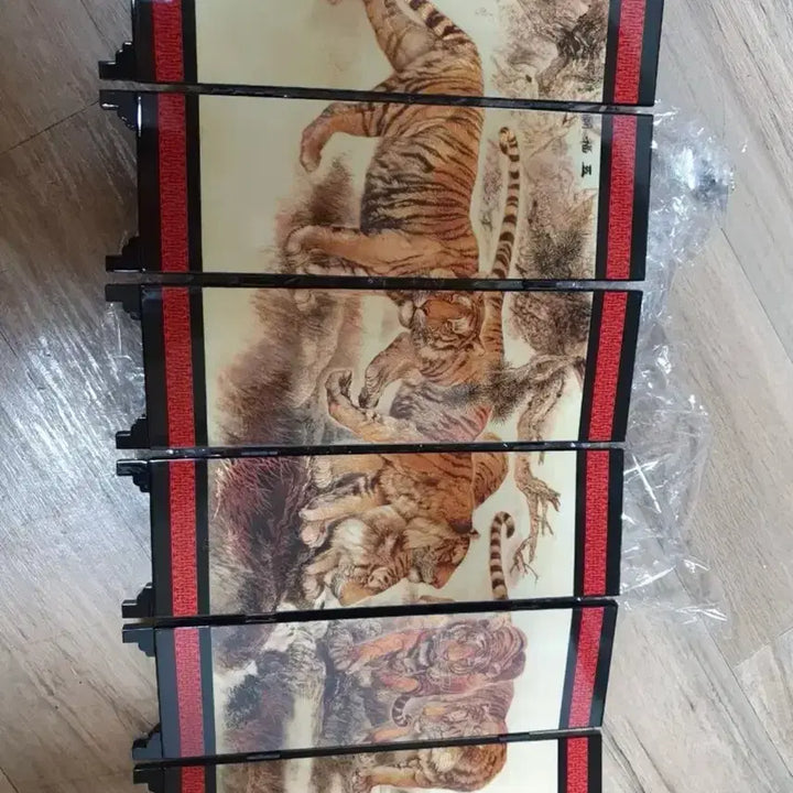 [BUNJANG] SOC Zoro Tiger Folding Screen Diorama Full Set Figure / 원피스 피규어 SOC조로 호랑이 병풍 디오라마 풀세트 팝니다