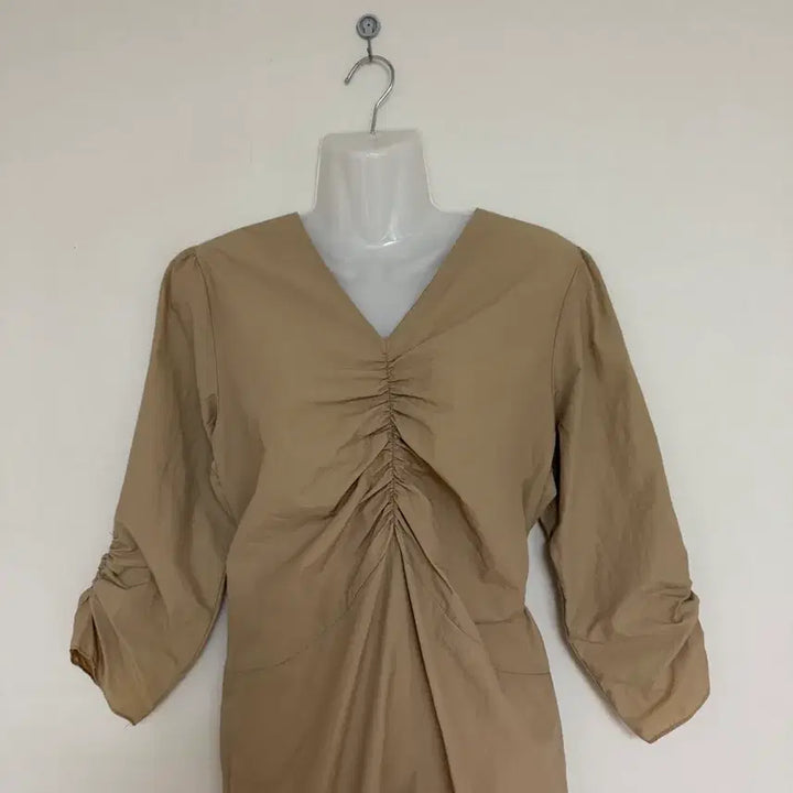 [BUNJANG] MANIERE Shirring Detail Anorak Dress / MANIERE 셔링포인트아노락원피스