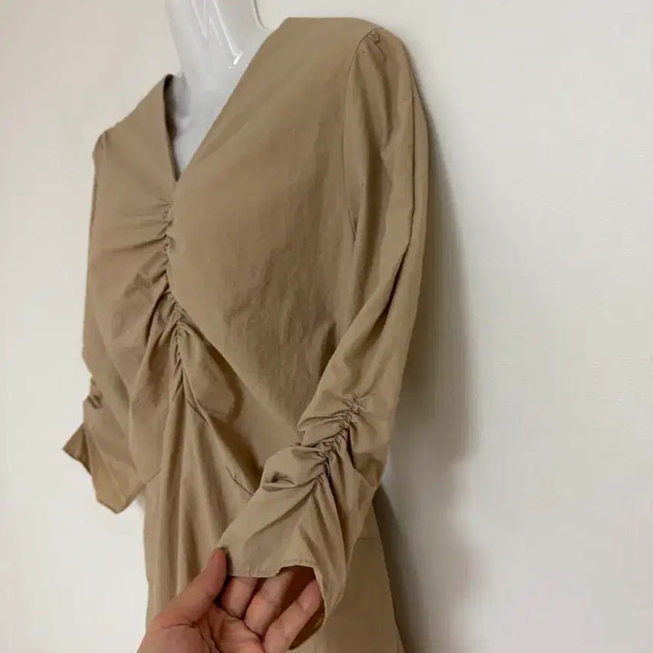 [BUNJANG] MANIERE Shirring Detail Anorak Dress / MANIERE 셔링포인트아노락원피스