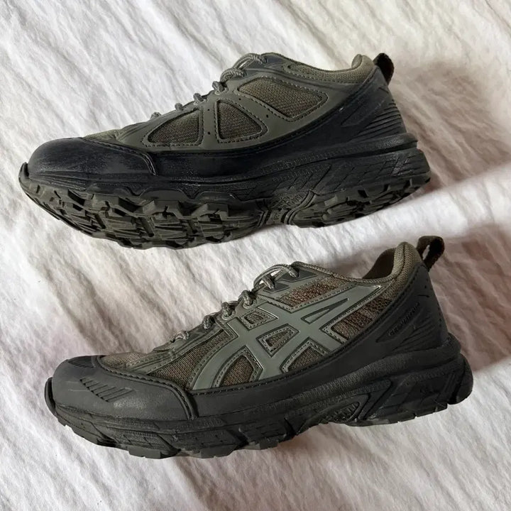 [BUNJANG] ASICS Gel-Venture 6 Shield Hiking Shoes / 아식스 젤벤처 6 쉴드