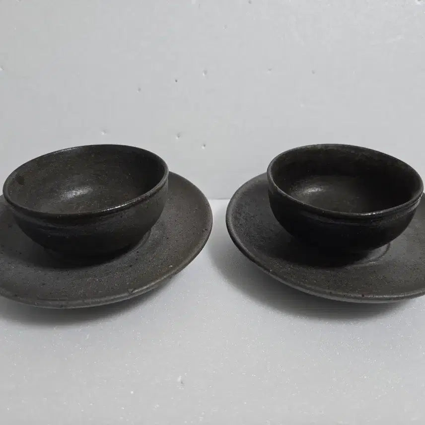 [BUNJANG] Black Glazed Teacup and Saucer Set (2 Pieces) / 흑유 잔과 잔대 2점 골동품