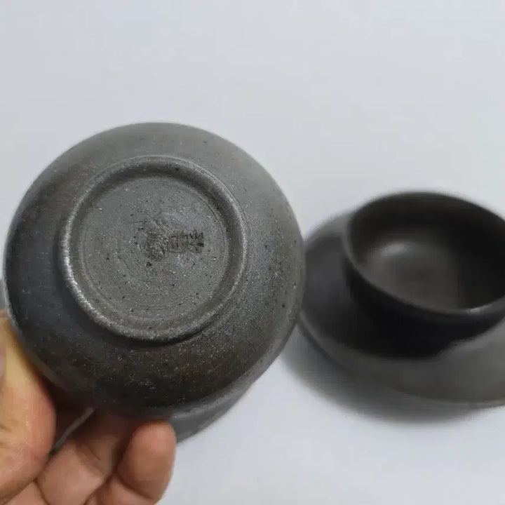 [BUNJANG] Black Glazed Teacup and Saucer Set (2 Pieces) / 흑유 잔과 잔대 2점 골동품