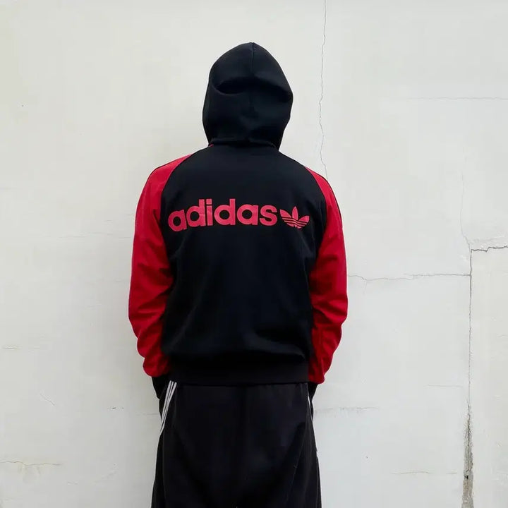 [BUNJANG] Adidas 00s Old School Back Logo Hoodie Zip-up Jersey / 100)아디다스 00s 올드스쿨 백로고 검빨 후드집업 져지