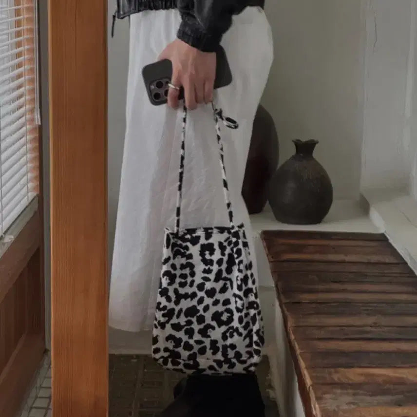 [BUNJANG] Ausdio Leopard Print Eazy Middle Bag / (택달린 단종된) 아우스디오 호피 이지미들백