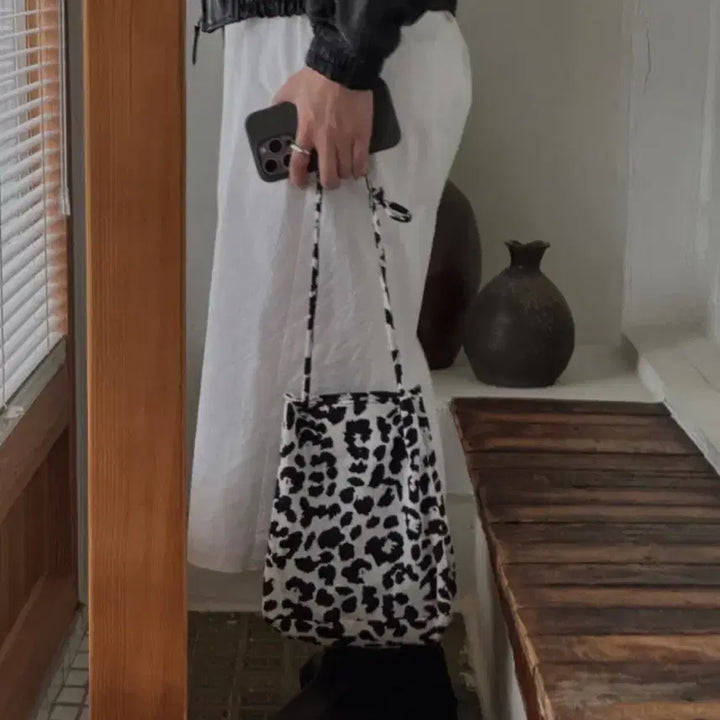 [BUNJANG] Ausdio Leopard Print Eazy Middle Bag / (택달린 단종된) 아우스디오 호피 이지미들백