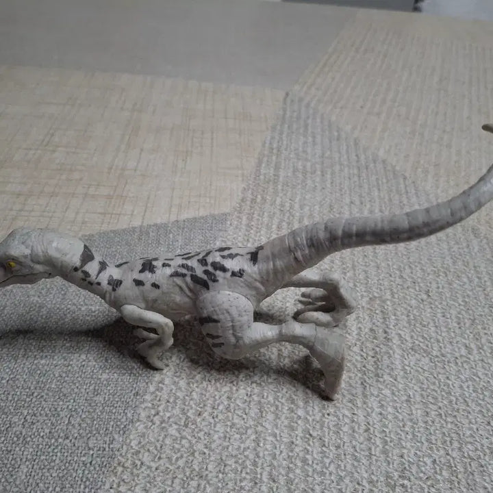 [BUNJANG] Mini Atrociraptor Figure / 미니, 아트록시랩터 피규어