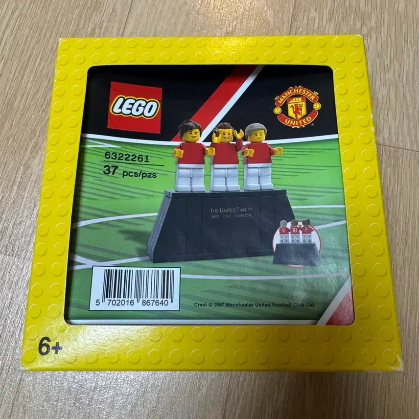 [BUNJANG] LEGO 6322261 Manchester United Trinity Statue / 레고 6322261 맨유 트리니티 기념상 판매합니다