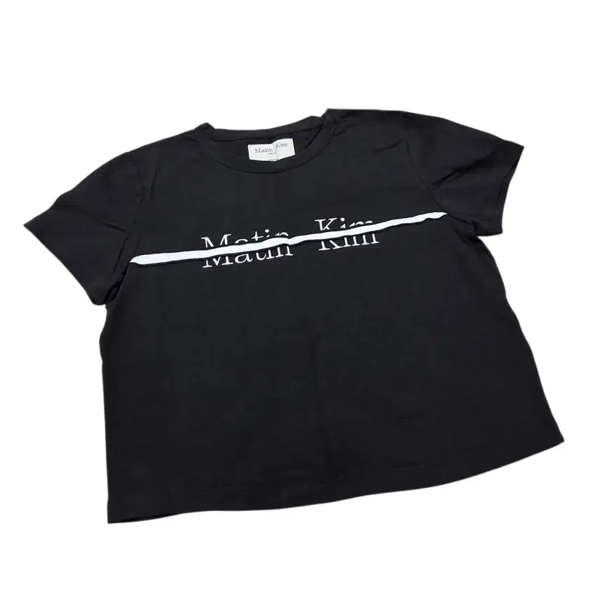 [BUNJANG] Martin Kim Logo Cropped Short Sleeve T-Shirt / Martin Kim 마뗑킴 로고 크롭 반팔 티셔츠