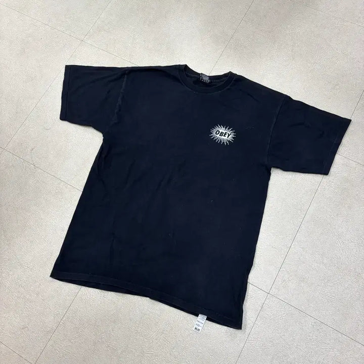[BUNJANG] OBEY International Big Logo T-Shirt / 오베이 인터내셔널 빅로고 반팔티
