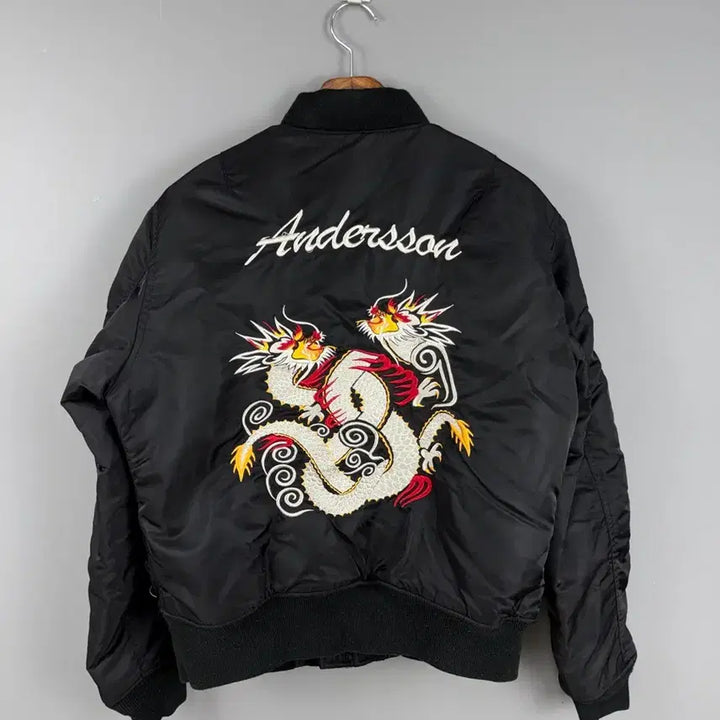 [BUNJANG] Schott x Andersson Bell Dragon Embroidered MA-1 Bomber Jacket / 쇼트 x 앤더슨벨 드래곤 자수 MA-1 항공점퍼 E109