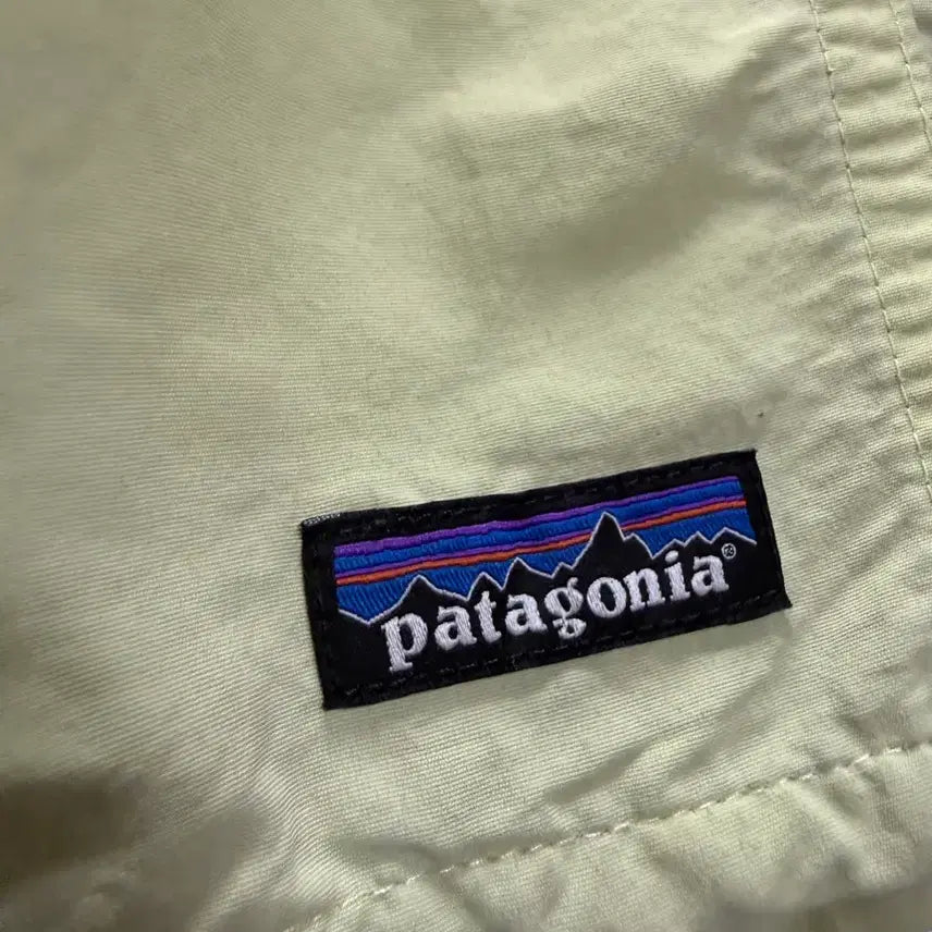 [BUNJANG] Patagonia Elastic Shorts Green (STY57021SP21) / 파타고니아 반바지 엘라스틱 숏팬츠 그린 (STY57021SP21)