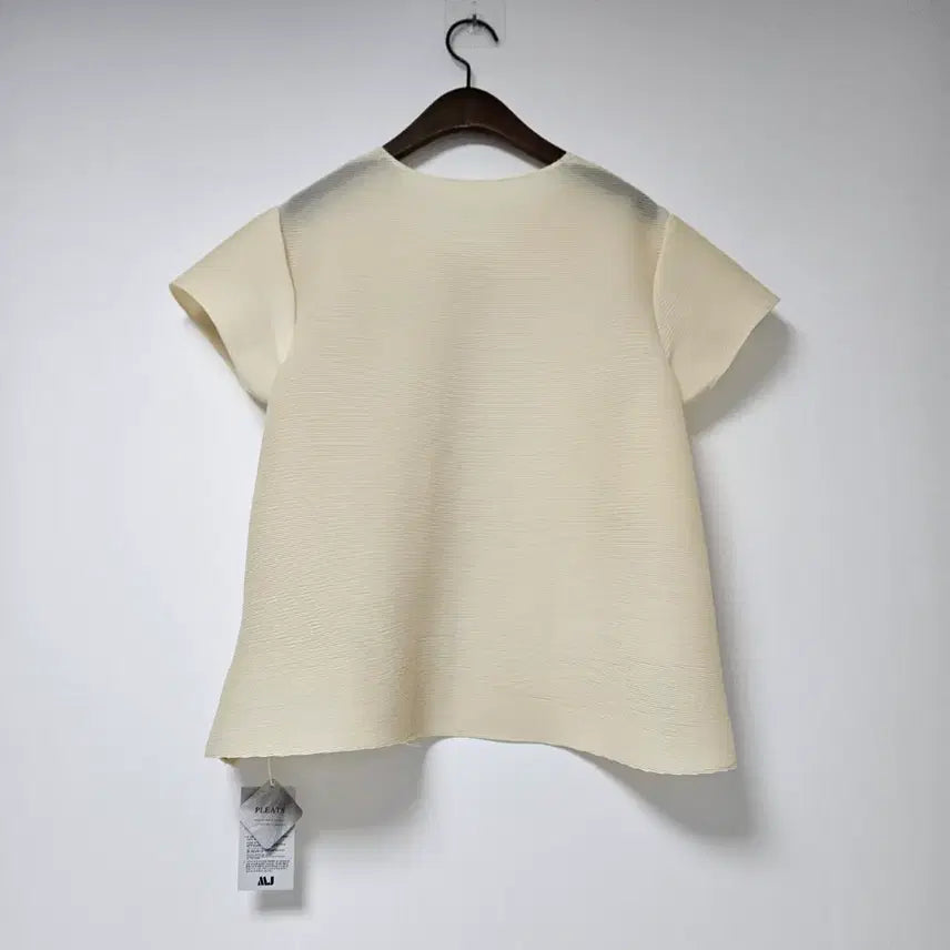 [BUNJANG] MJ Pleats Blouse Ivory / 새상품) MJ 반팔 플리츠 블라우스 아이보리
