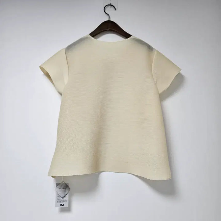 [BUNJANG] MJ Pleats Blouse Ivory / 새상품) MJ 반팔 플리츠 블라우스 아이보리