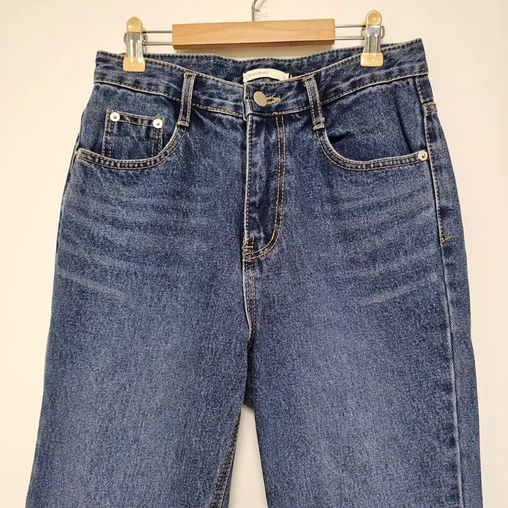 [BUNJANG] Likemint Yeongseong Slim Wide Long Denim Pants / 라이크먼트 영성 슬림 와이드 롱 데님 팬츠