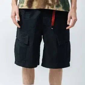 [BUNJANG] Fear of God Essentials 1977 Cargo Shorts &amp; Gramicci x Alpha Industries Cargo Shorts / 피어오브갓 에센셜 1977/그라미치 X 알파 카고 쇼츠