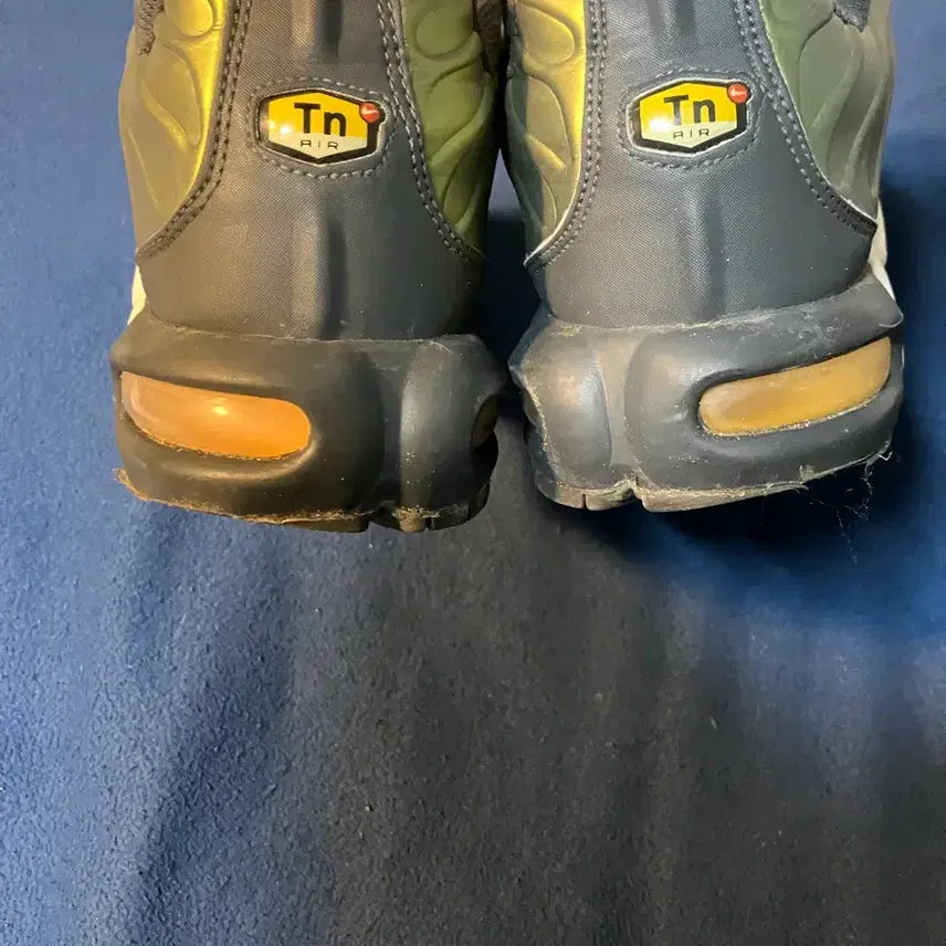 [BUNJANG] Nike Air Max Plus Liquid Metal Anthracite US 10 / [280] 나이키 에어맥스 플러스 리퀴드메탈 앤트러사이트