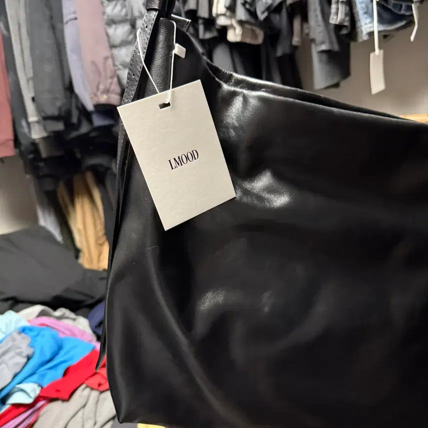 [BUNJANG] Elwood Crud Leather Hobo Bag Black / [OS] 엘무드 - 크러드 레더 호보 백 블랙 [새상품]